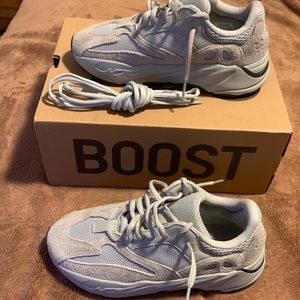 Yeezy Boost 700